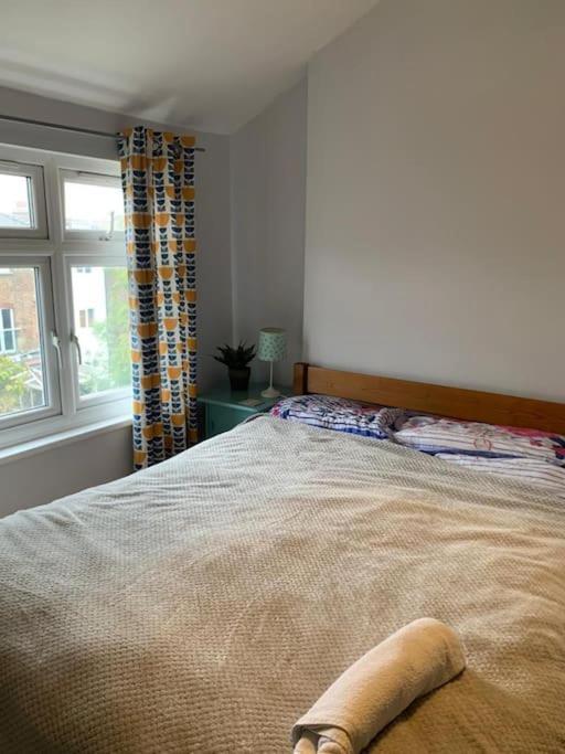 7 Bedroom Victorian House Zone 2 London Exterior photo
